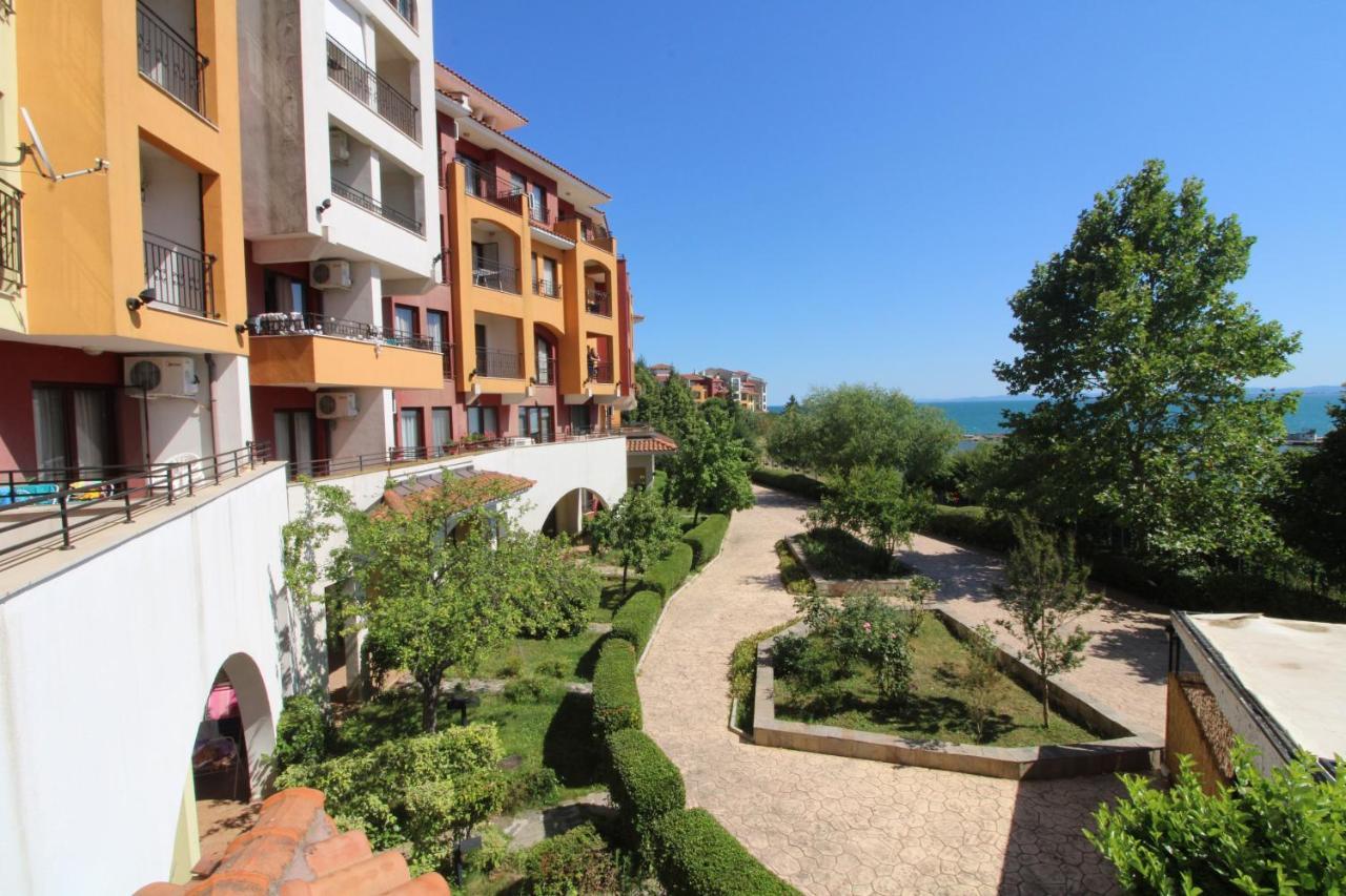 Menada Apartments In Marina Cape 라브다 객실 사진